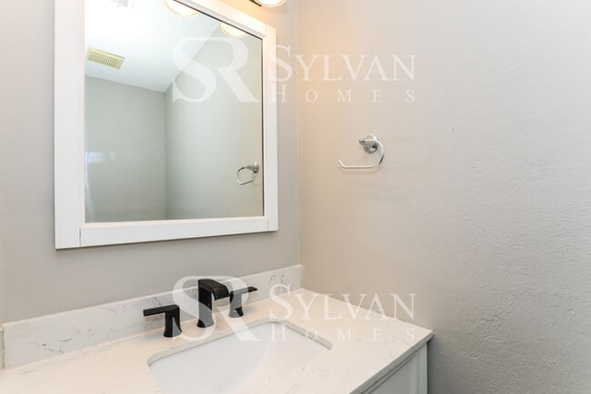 Building Photo - Rest. Relax. Recharge. Home awaits!