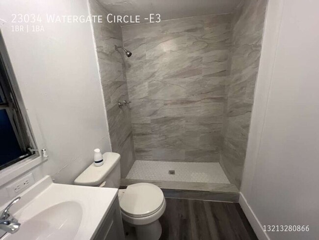 Building Photo - 23034 Watergate Cir