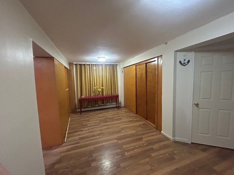 Building Photo - 5062 69th St