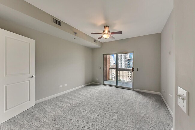 Building Photo - 720 W Randolph St