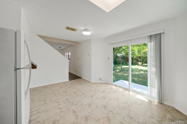 Building Photo - 12811 Hunting Bear