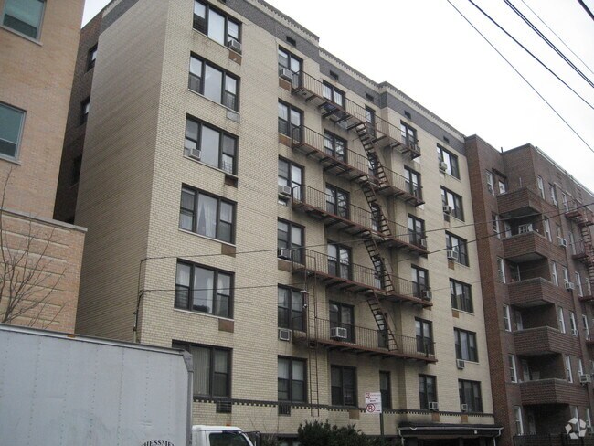 Primary Photo - 43-23 Ithaca St