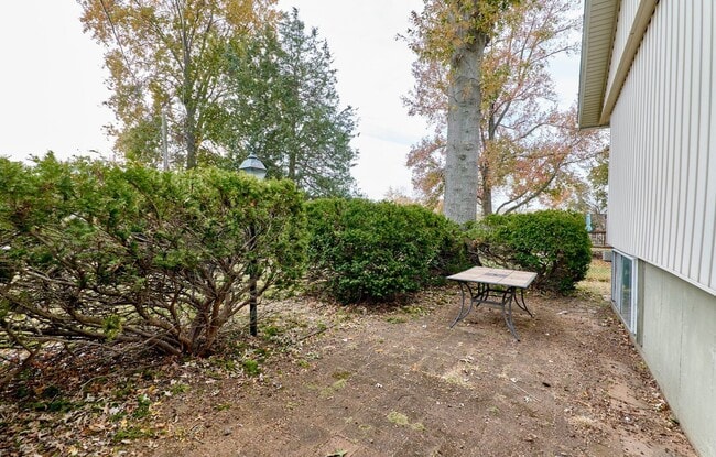 Building Photo - 5134 Red Cedar Ct