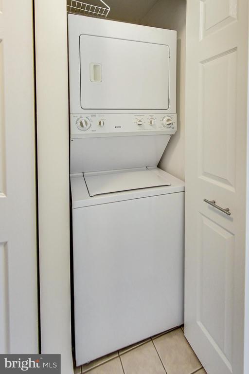 Building Photo - 1749 L St NE