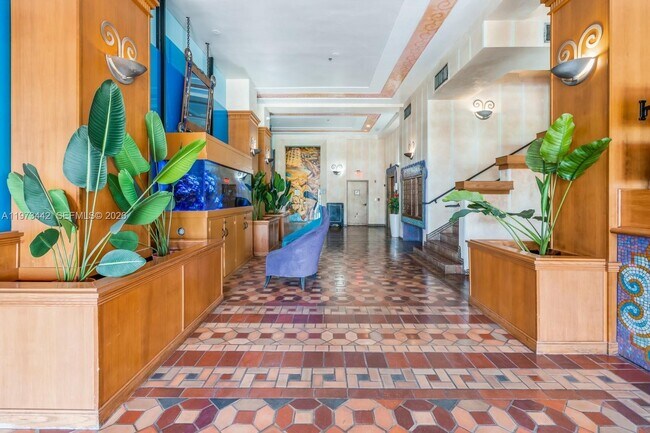 Building Photo - 1330 Ocean Dr