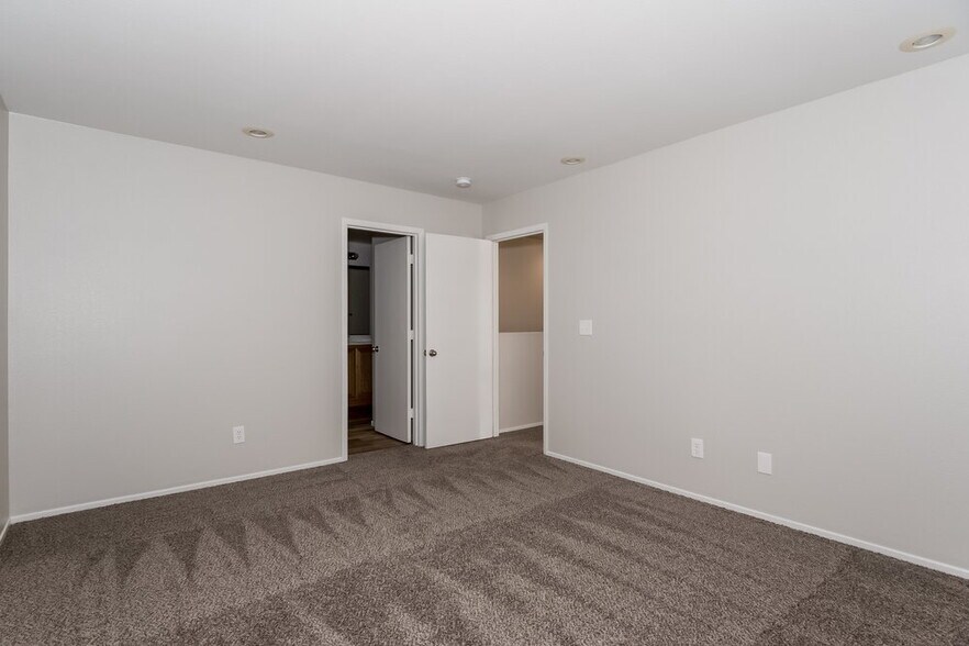 Building Photo - 3971 Diamond Gem Ct