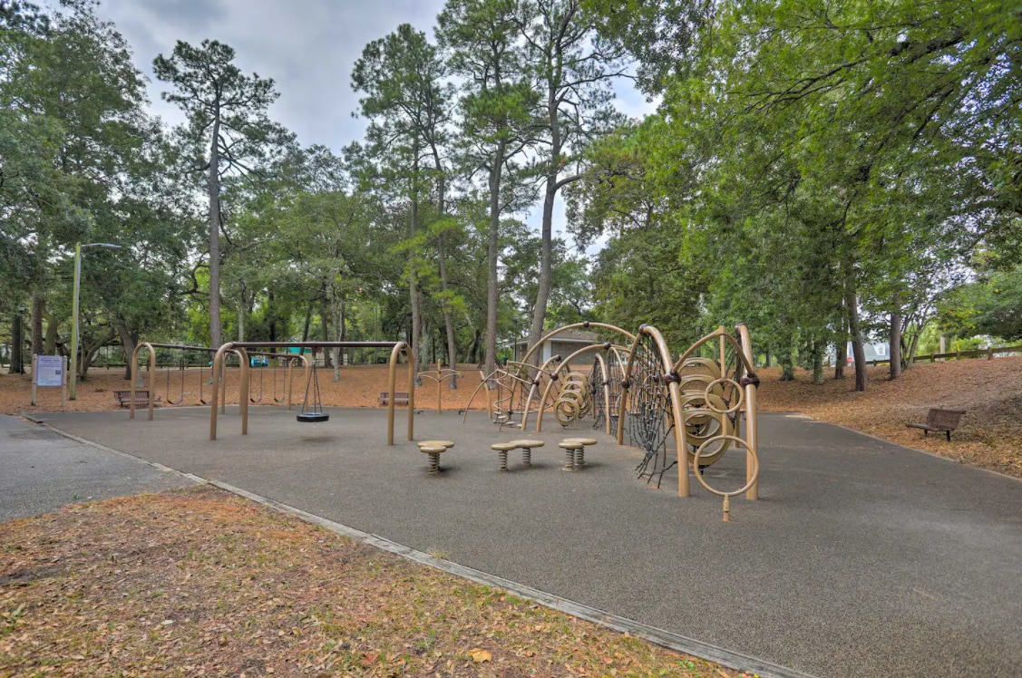 Park - 614 3rd Ave S