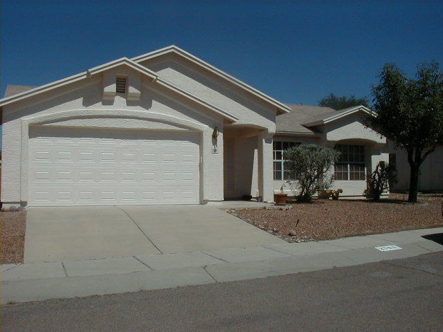 Primary Photo - 3 Bedroom on NW side in Linda Vista Estates!