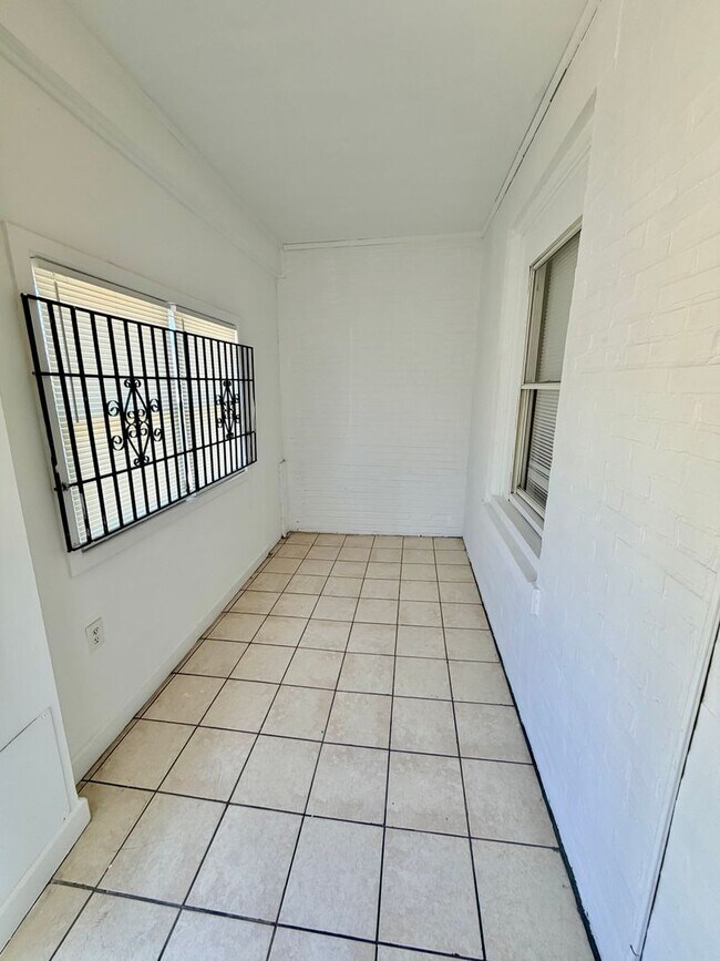 Building Photo - Available Now | Pet-Friendly 3-Bedroom Home with Spacious Living Areas