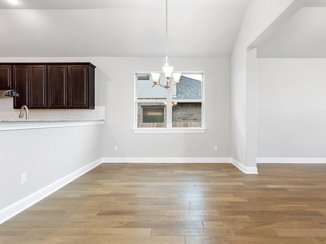 Building Photo - 2609 Enza Dr