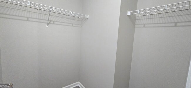 Building Photo - 610 James Ridge Dr