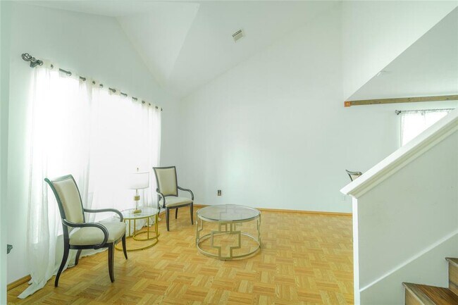 Building Photo - 22623 Holly Lake Dr