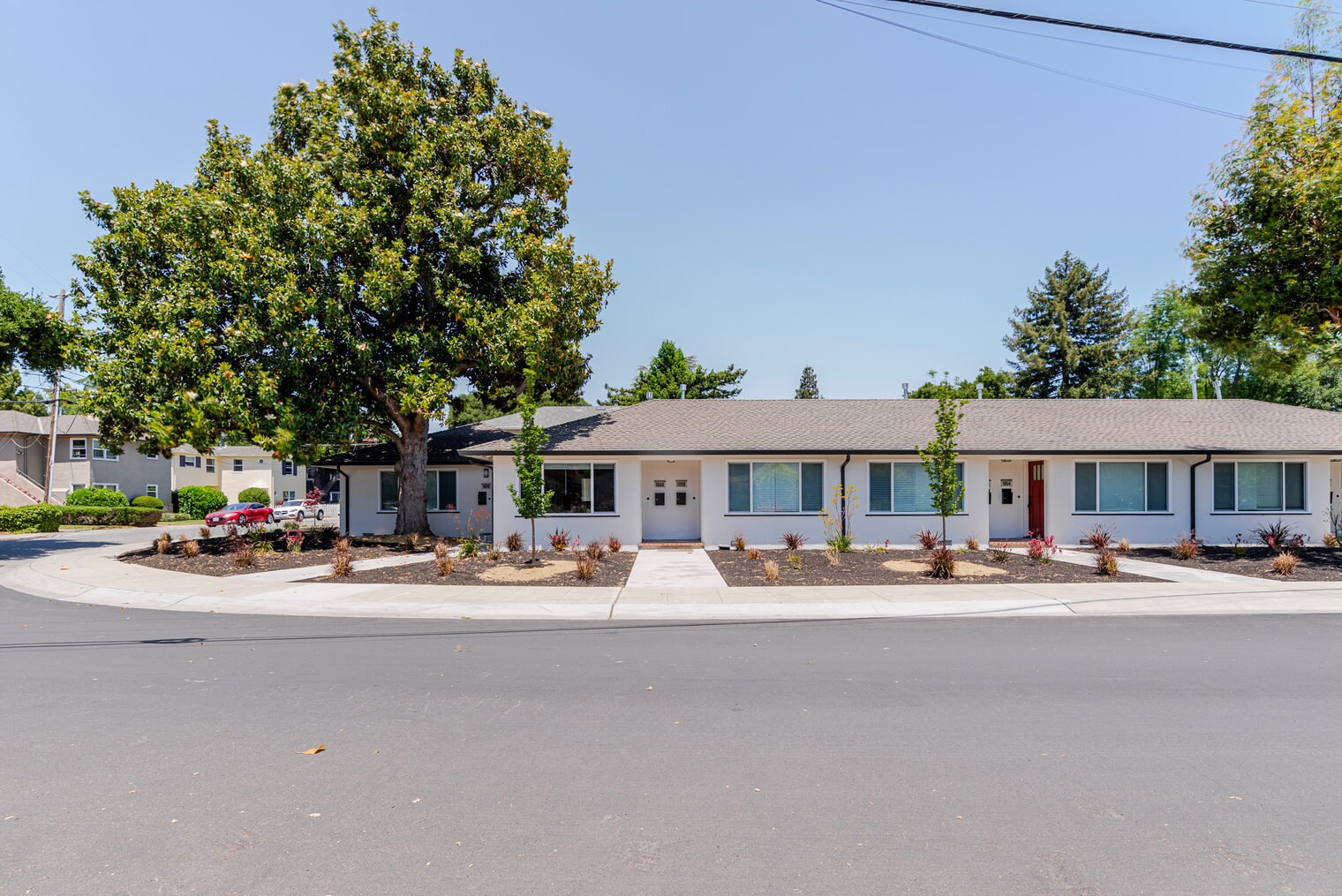 Building Photo - 1060 Noel Dr