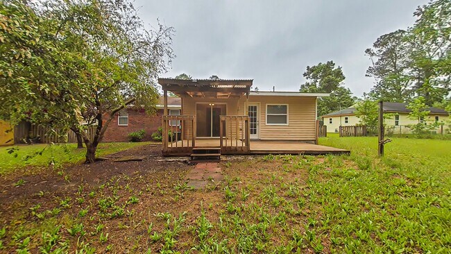 Building Photo - Cute Ranch in Columbia County!