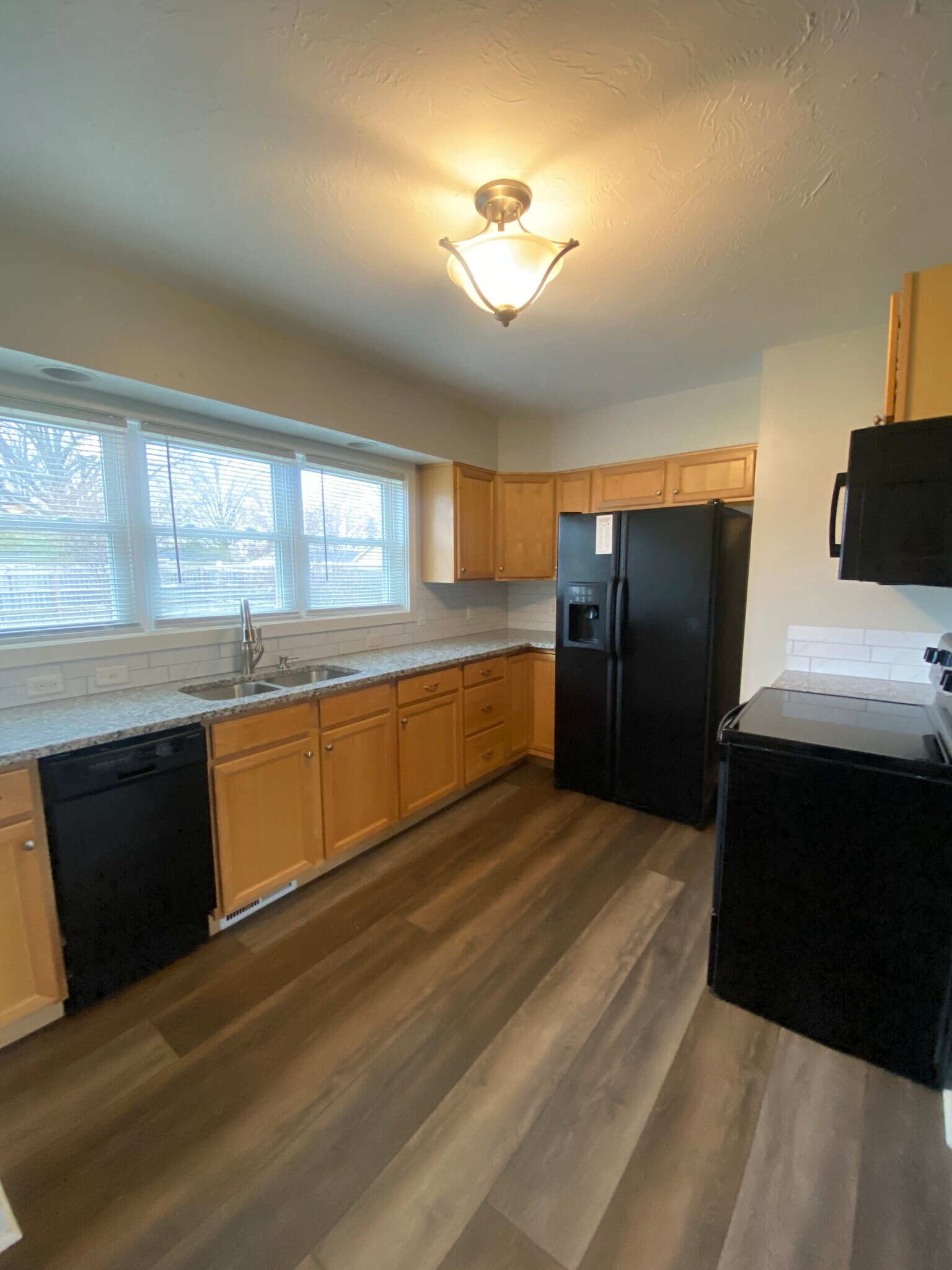 Building Photo - 1212 16th St