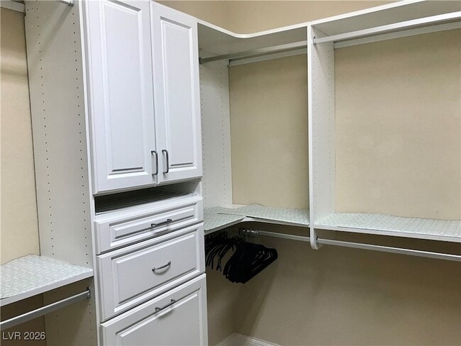 Building Photo - 1169 Midori St