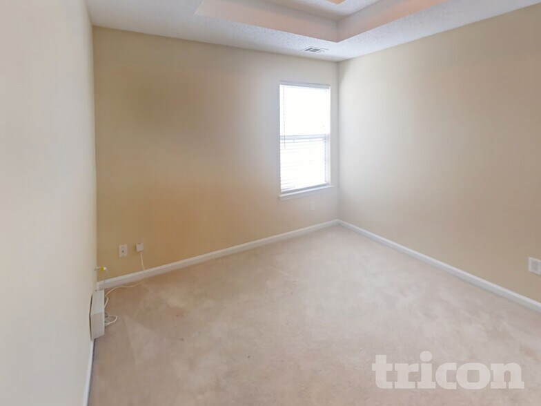 Building Photo - 5853 Sepulveda Ln