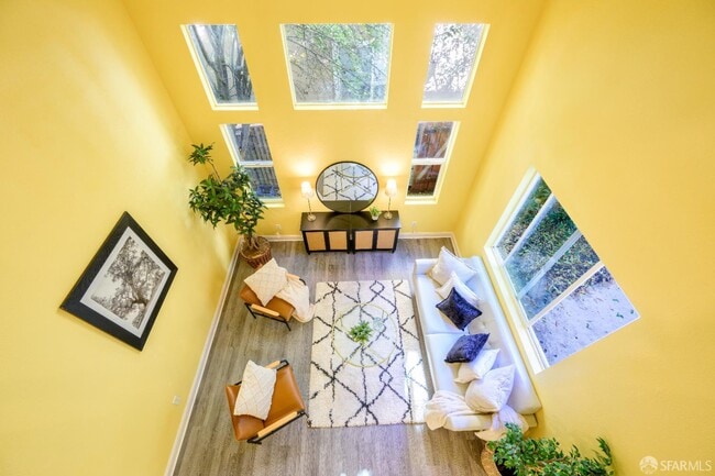 Building Photo - 5476 Summerfield Dr