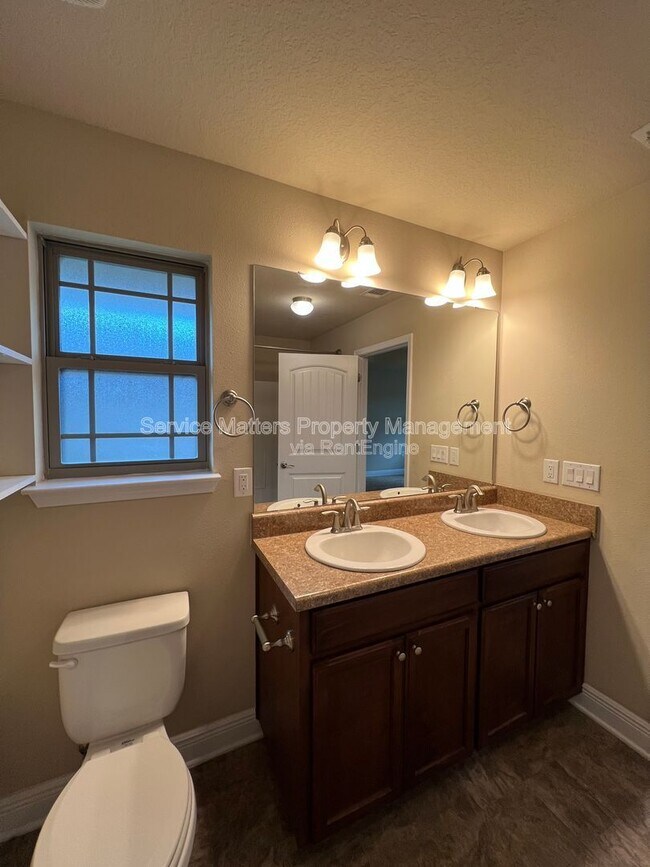 Building Photo - 4736 Frances St