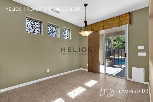 Building Photo - 231 W Flamingo Dr