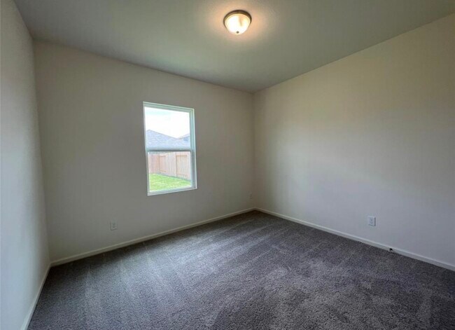 Building Photo - 1005 Wild Enclave Ln