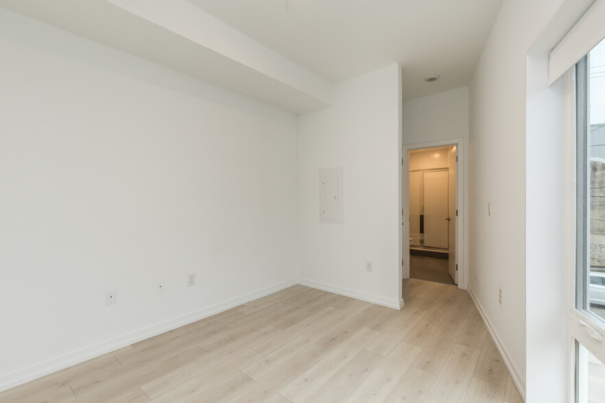 Building Photo - 1247 N 27th St