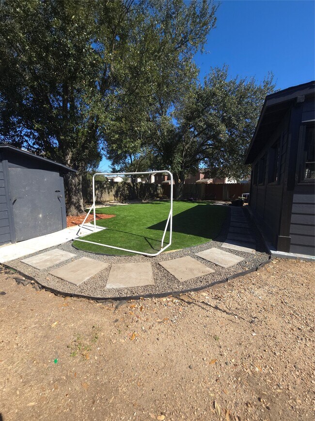 Building Photo - 6402 Frosty Brook Dr