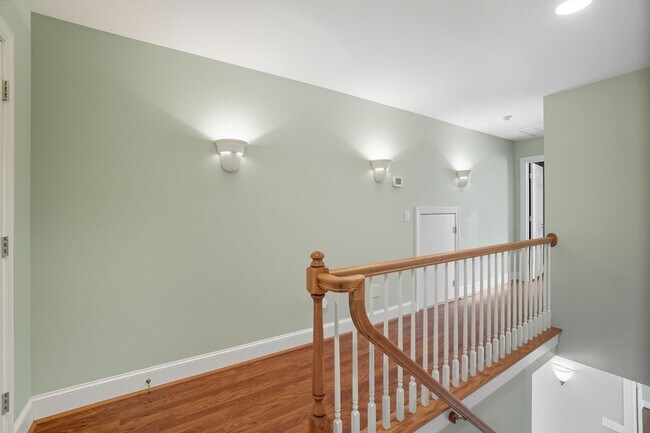 Building Photo - 11221 Grahamwood Pl