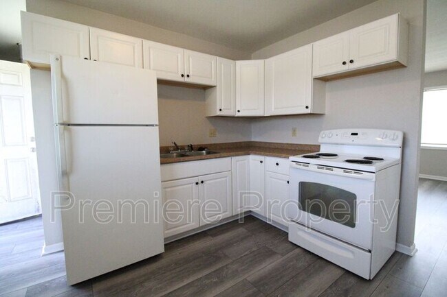 Building Photo - 18824 E Wigwam Dr