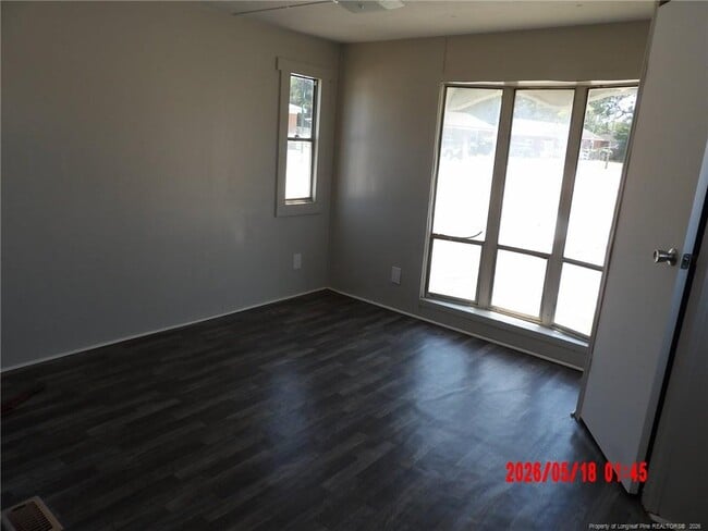 Building Photo - 1302 Verlie Dr