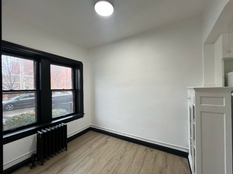 Building Photo - 1496 W 117th St