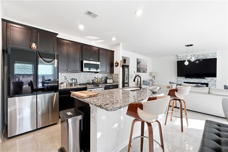 Building Photo - 118 Cortese Ln