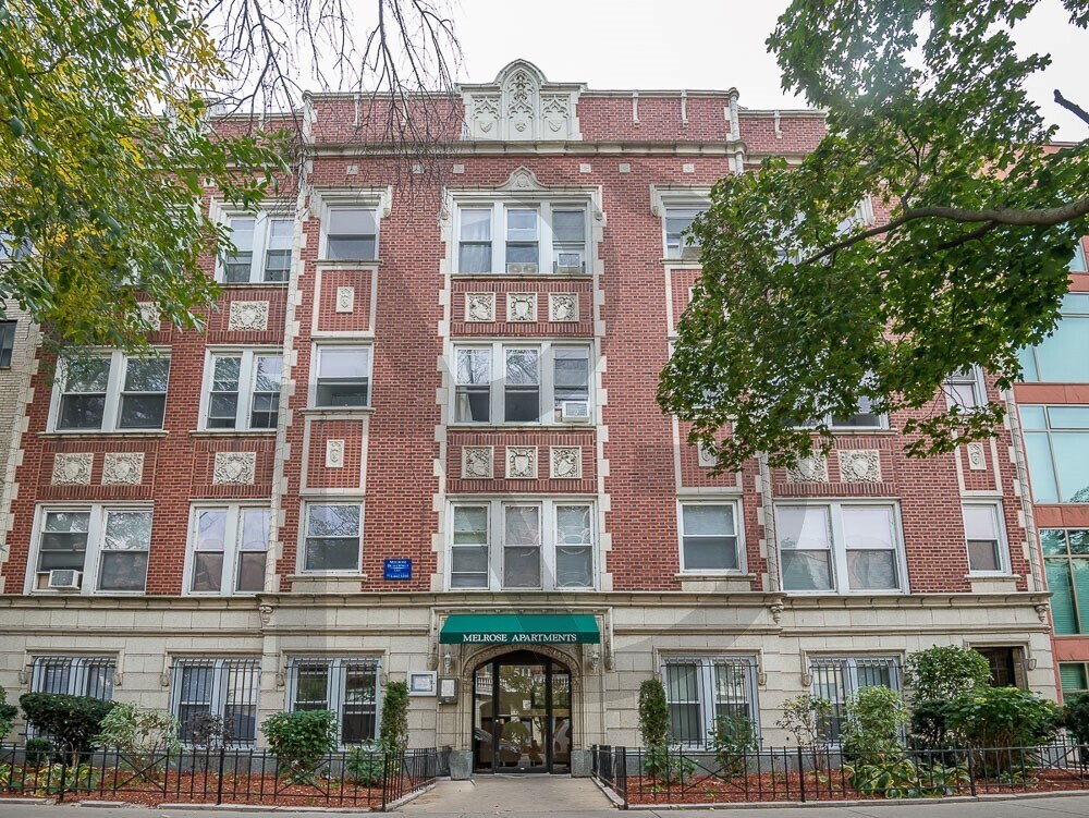 Building Photo - 515 W Melrose St