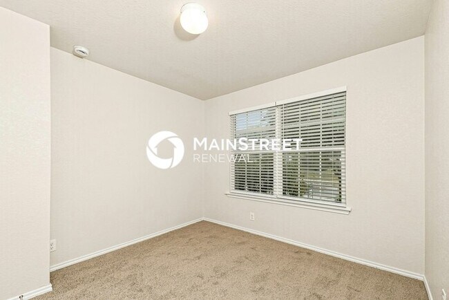 Building Photo - 4 Bedroom Pet-Friendly Home in San Antonio, TX with Main Street Renewal