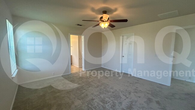 Building Photo - 3003 Elderberry Dr