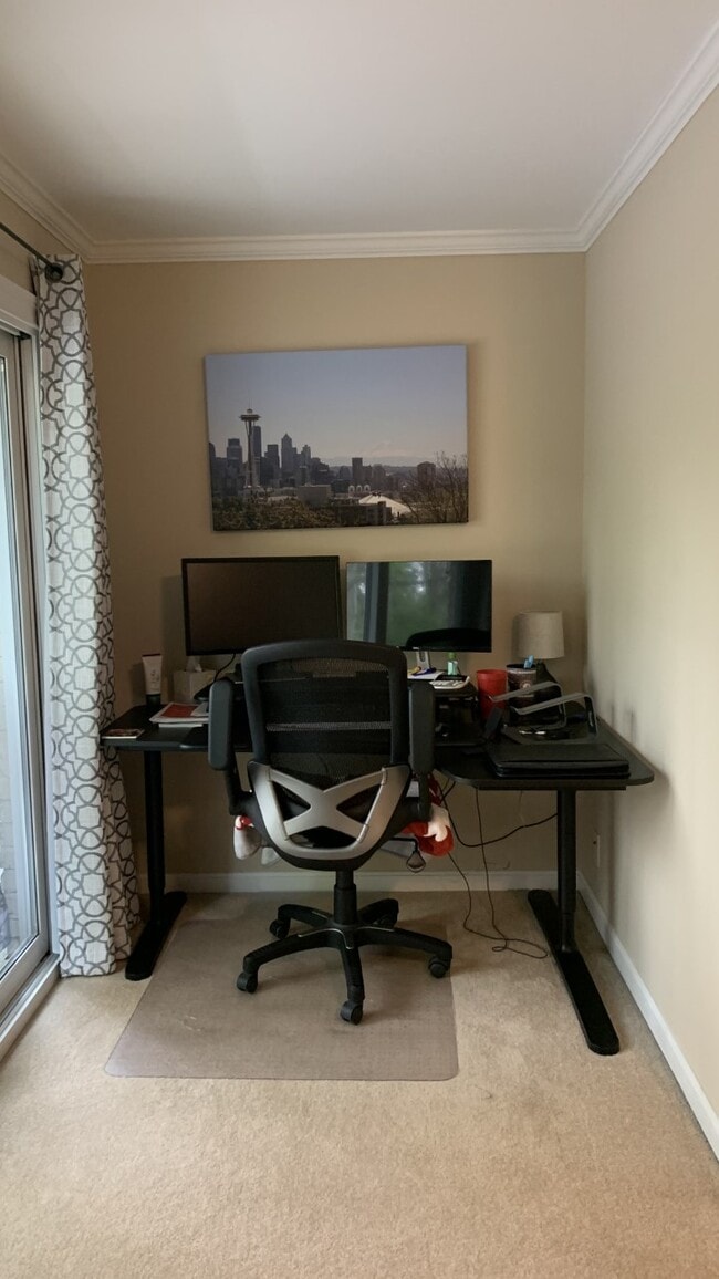 Building Photo - 3744 Ashworth Dr