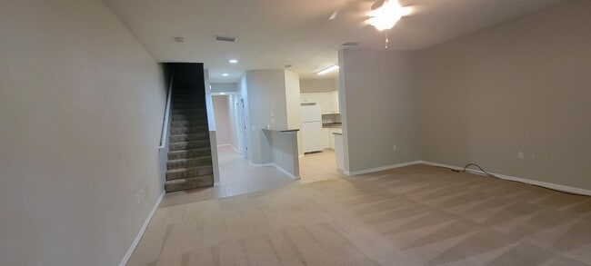 Building Photo - 1571 NW 29th Rd