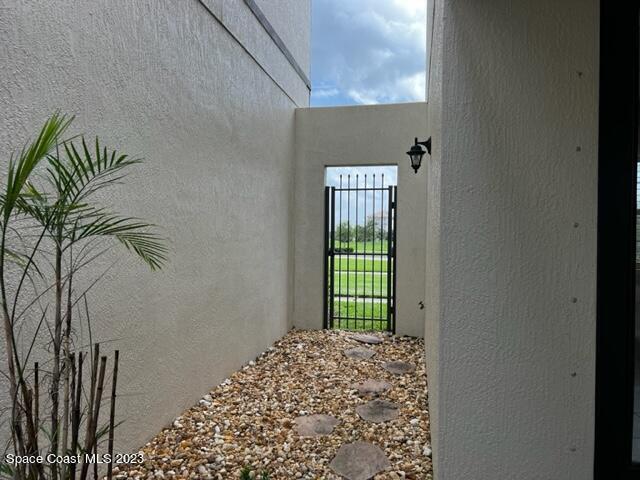 Building Photo - 8890 Napolo Dr