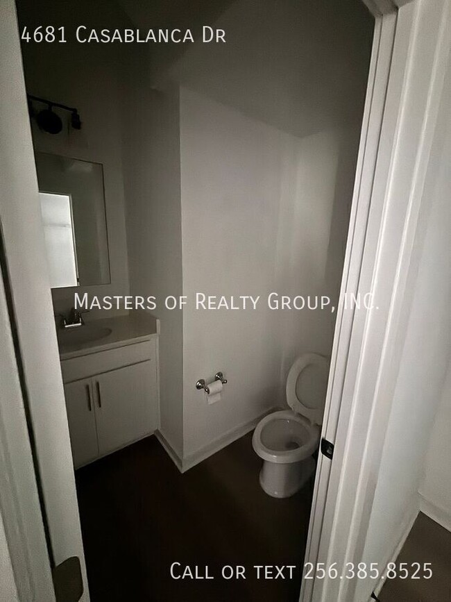 Building Photo - 4681 Casablanca Dr