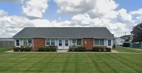 Building Photo - 1045 Halbedel St