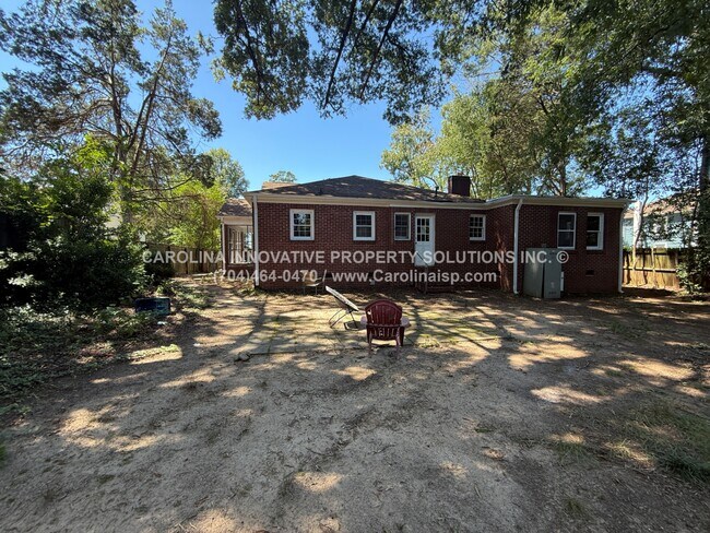 Building Photo - 1102 Ebenezer Ave Ext
