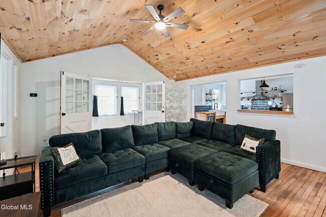 Building Photo - 1136 Enid Rd