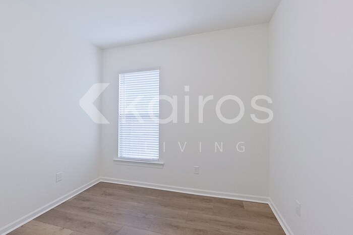 Building Photo - 206 Carencro St