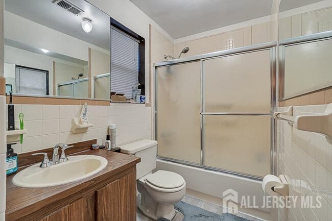 Building Photo - 142 Beverly Hill Terrace