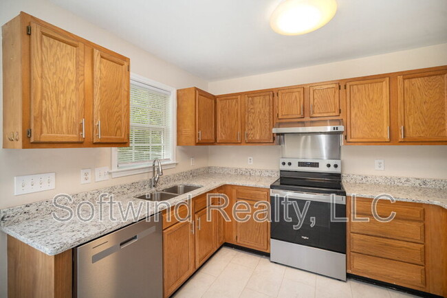 Building Photo - 5320 State Rd 49 N