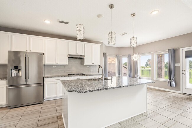 Building Photo - 28131 Scenic Shore Ln