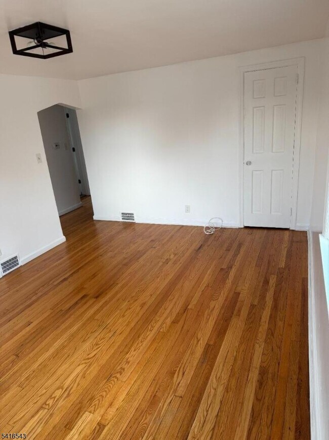 Building Photo - 401 E Front St