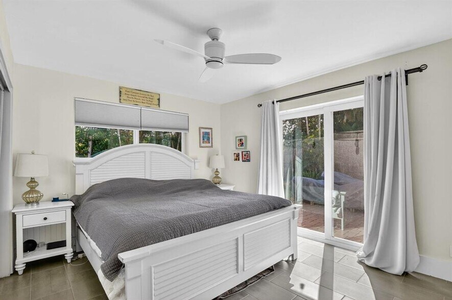 Building Photo - 400 SE 5th Ct