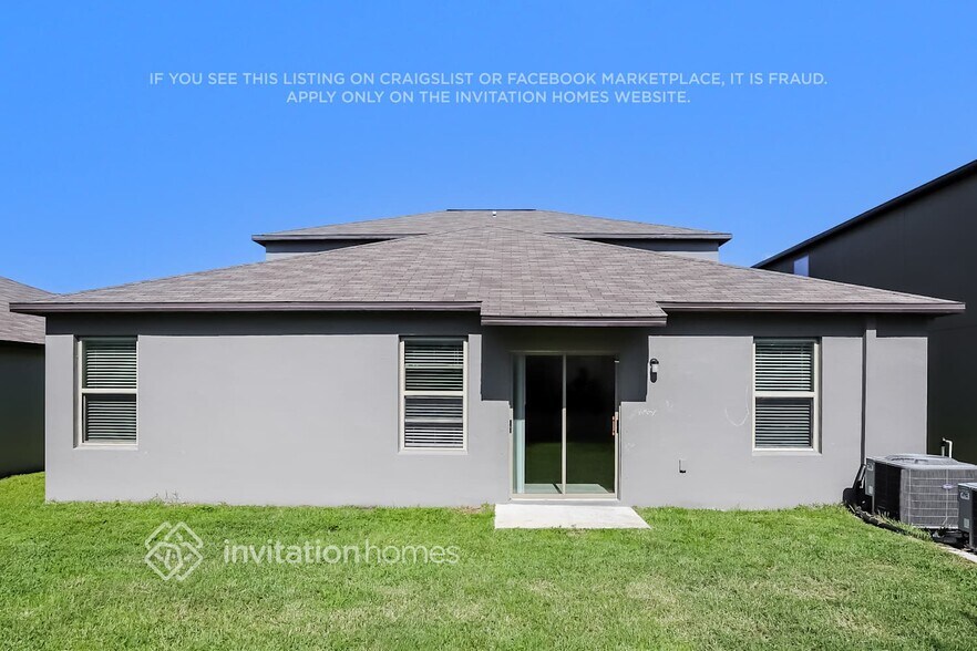 Building Photo - 1580 Blue Rose Dr
