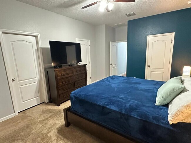 Building Photo - 3222 Stratton Cir